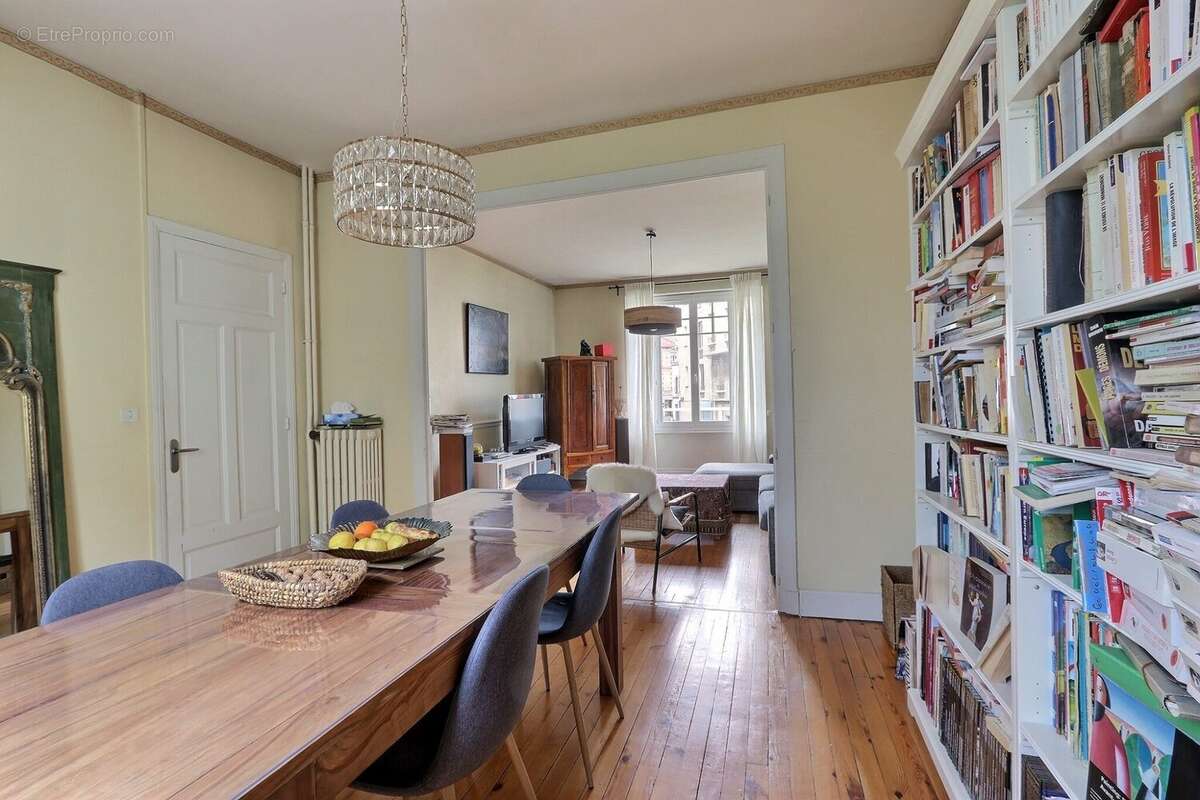 Maison à CLERMONT-FERRAND