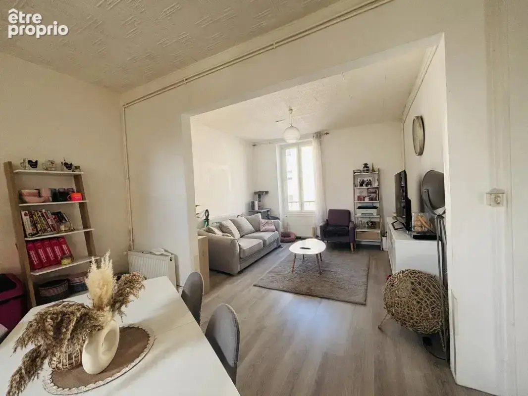 BOURGES- Appartement T2 49,78m2 loué- Quartier Malus - photo 1