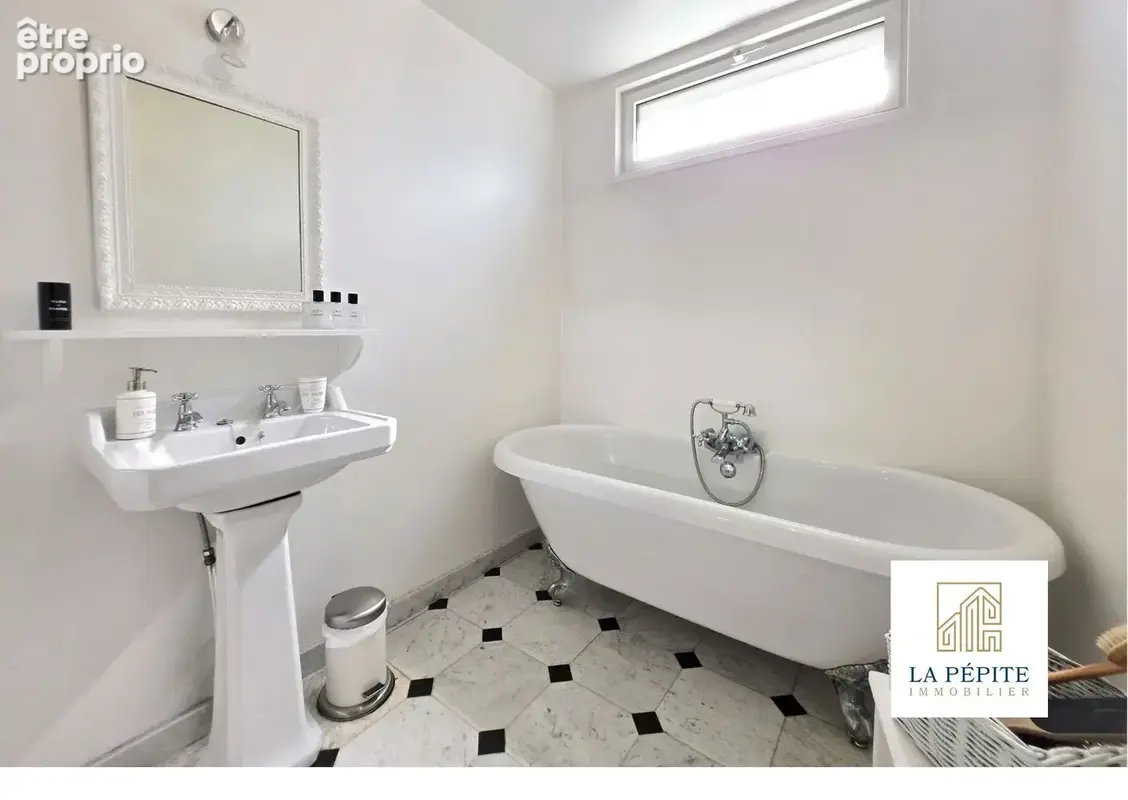 Maison de 200m2 - 6 pièces - 3 chambres et un studio indépendant - une beauté avesnoise - photo 18