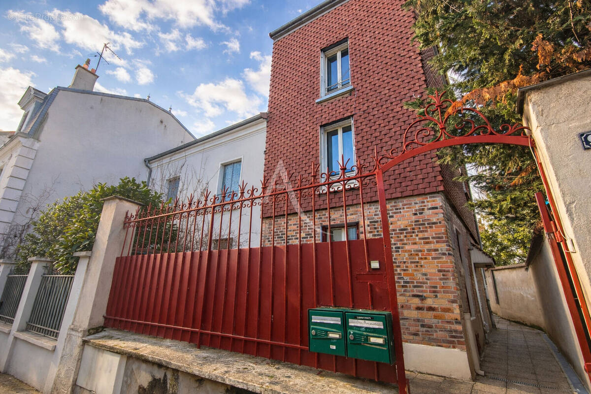 Maison à NOGENT-SUR-MARNE