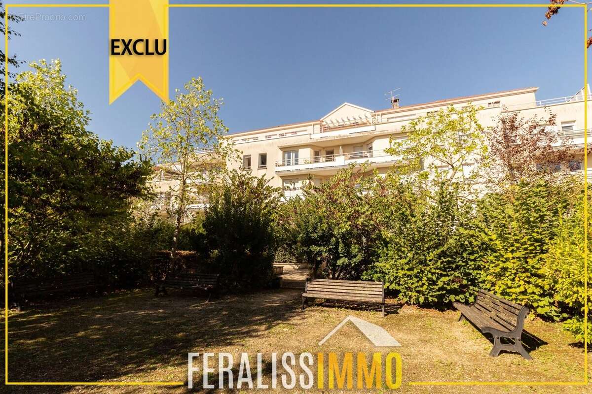 Appartement à COURDIMANCHE