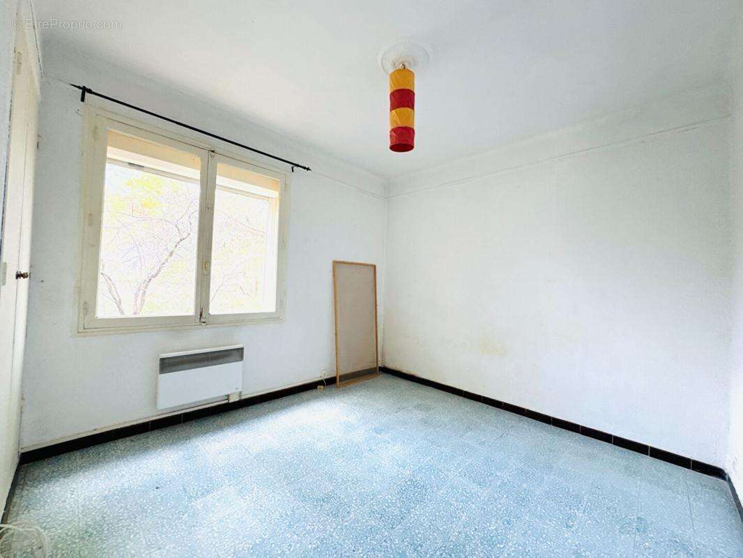 Maison à LA FARE-LES-OLIVIERS