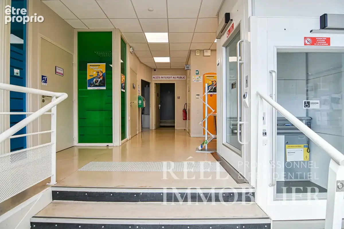Immeuble de bureaux loué - Investissement locatif en coeur de ville d'Auch - photo 3