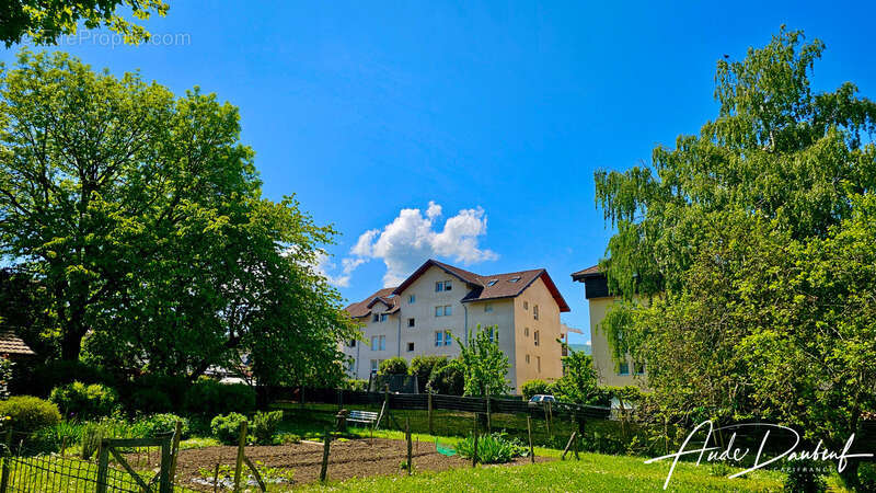 Appartement à VALLEIRY