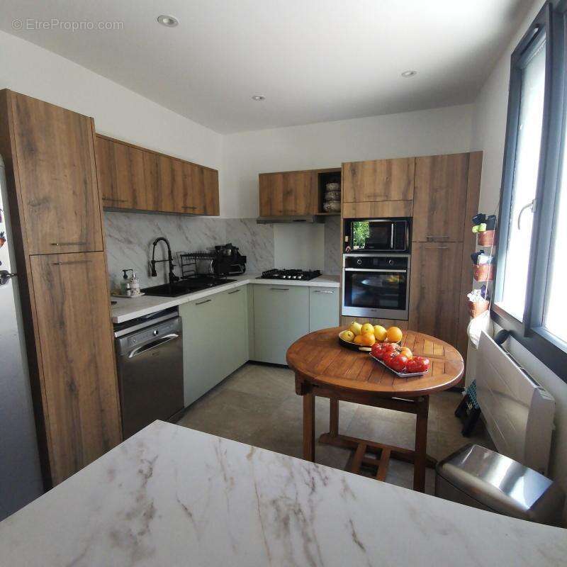 Maison de village de 132 m² avec jardin - photo 3