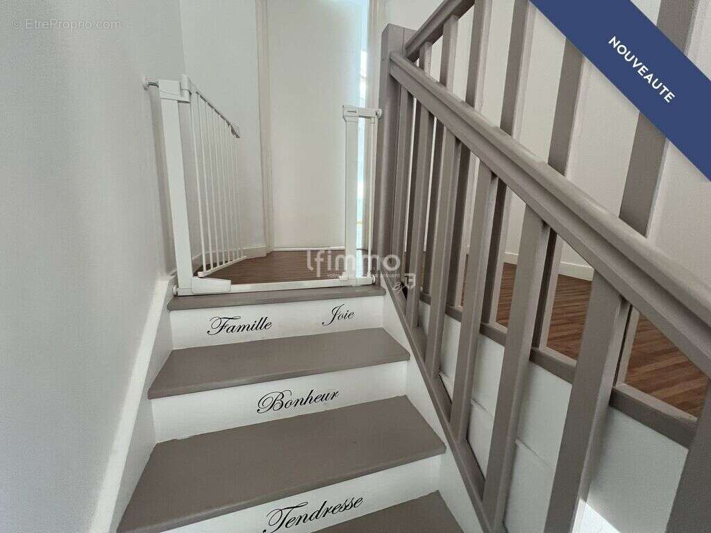 Maison à VILLENAVE-D&#039;ORNON