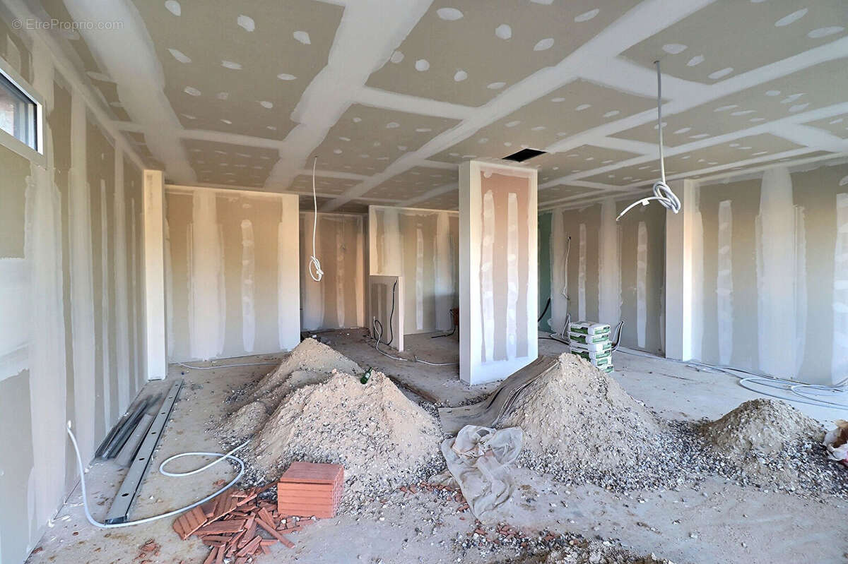 Maison à MAREIL-MARLY