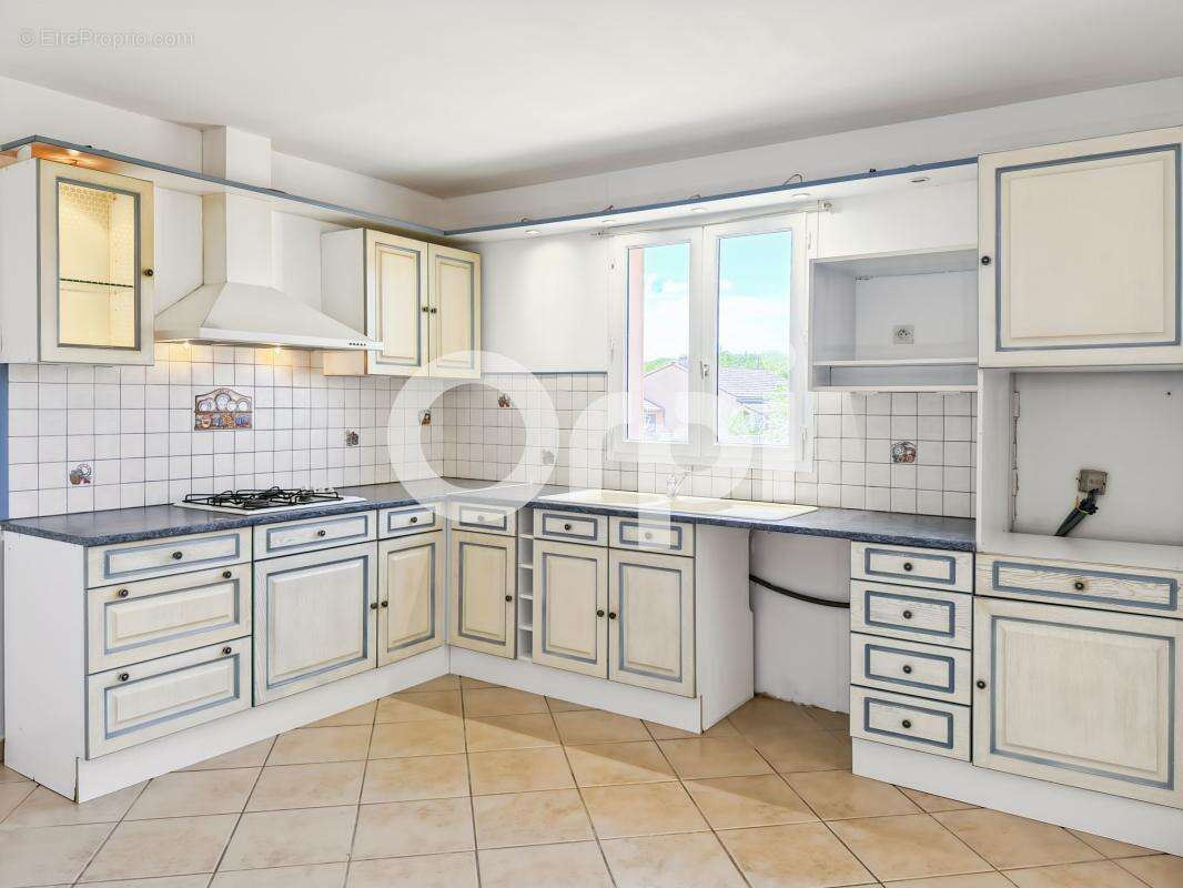 VENTE d'une maison F4 (101,2 m²) à RUOMS sur un terrain de 1125m² - photo 5