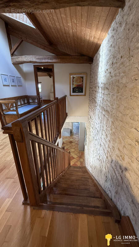 Maison à MORTAGNE-SUR-GIRONDE