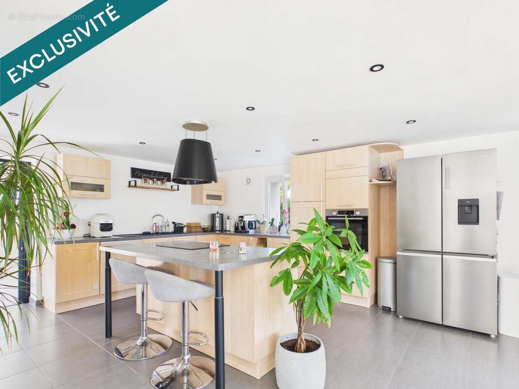 Maison 200 m² à Lannion  - photo 3