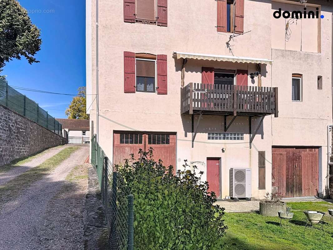 Maison à MONTCHANIN