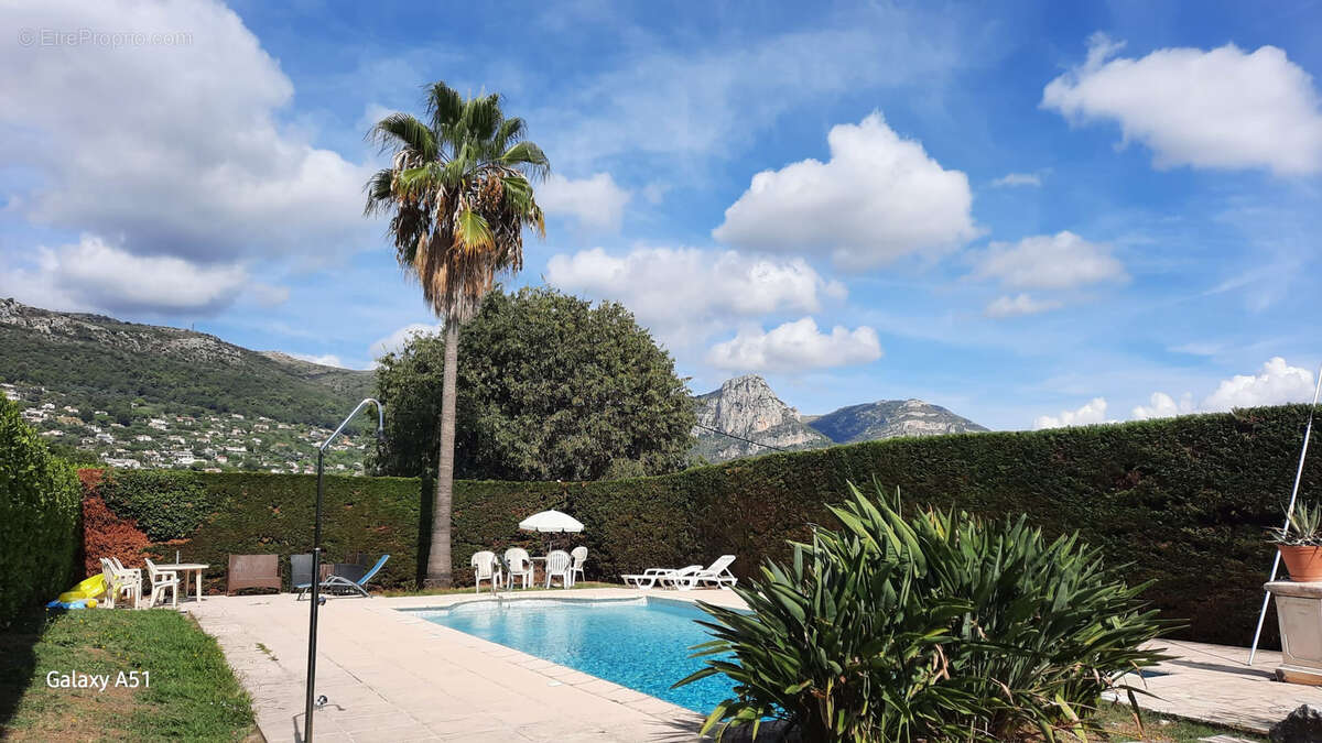 Appartement à VENCE