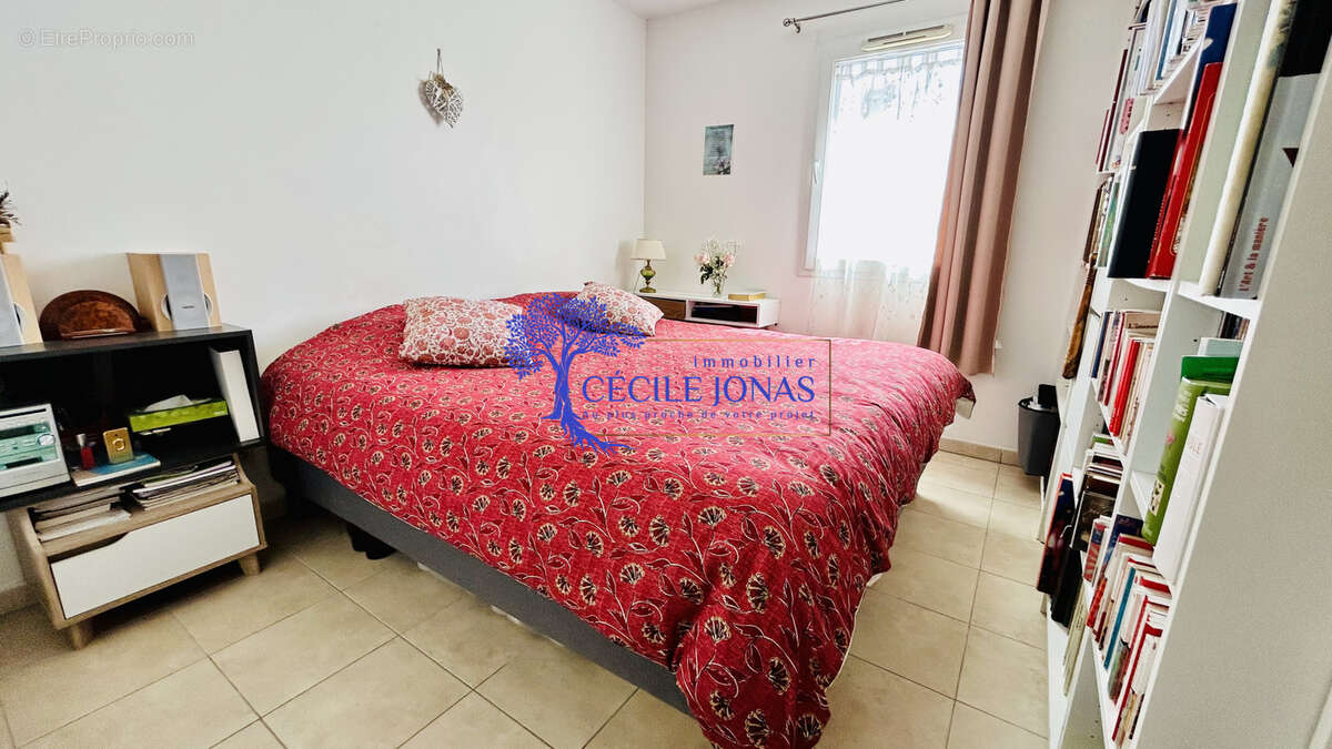 Appartement à CARQUEIRANNE