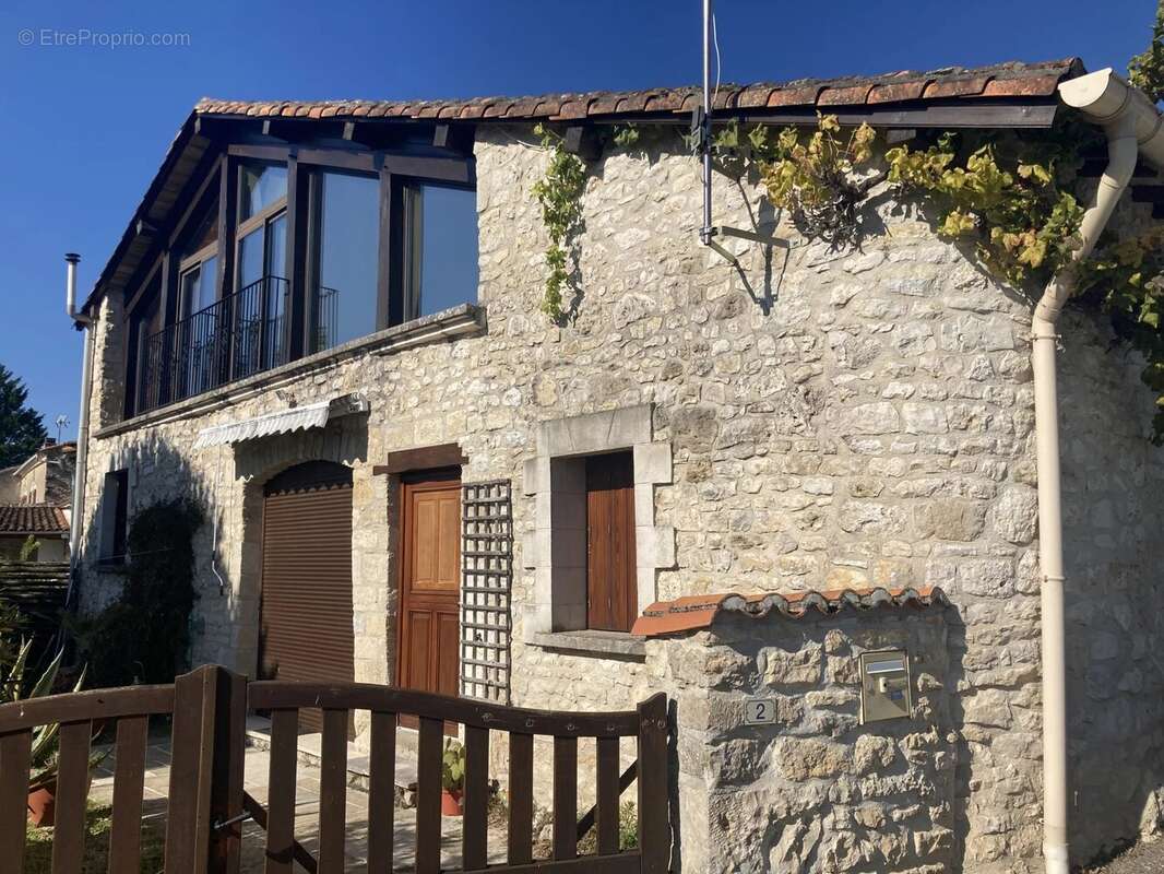 Maison à MAINE-DE-BOIXE