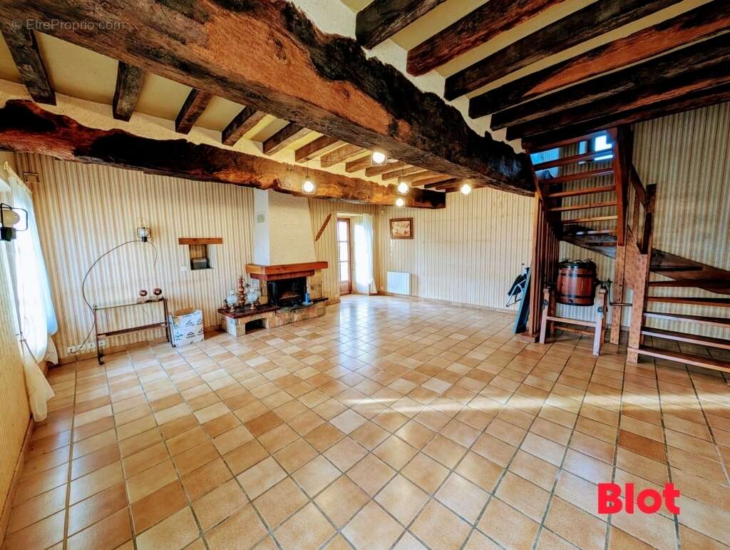 Maison à SAULNIERES