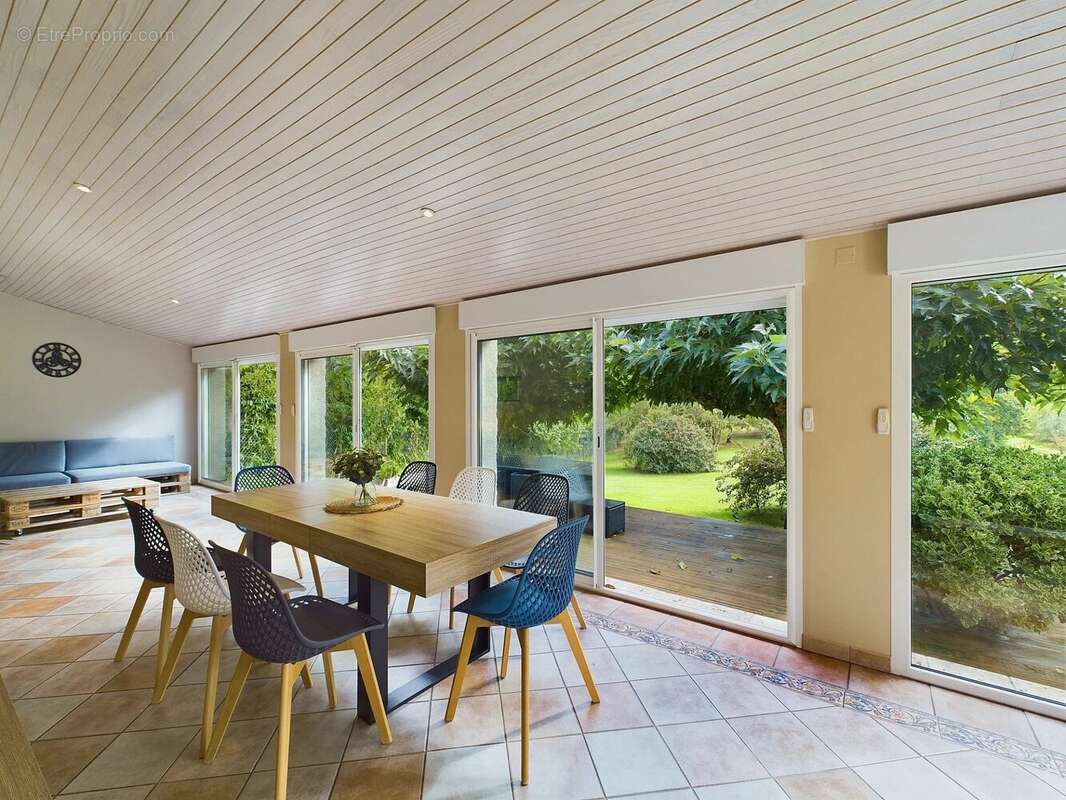 Magnifique propriété avec 2 gîtes, 2 piscines et vue imprenable - photo 16