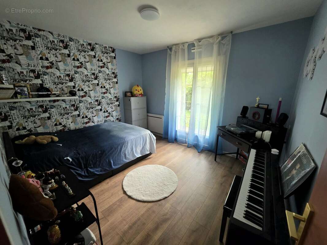 Maison à CHENOVE