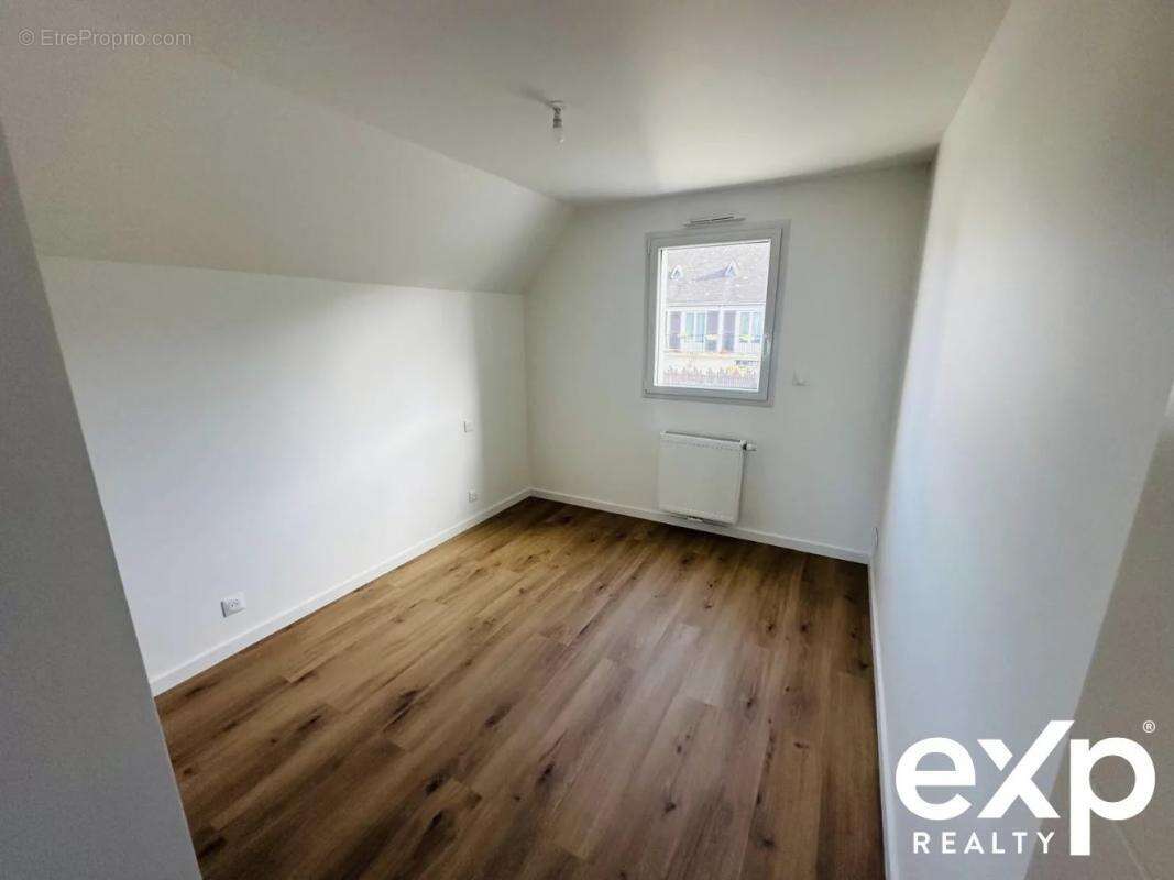 Maison à LA MEZIERE