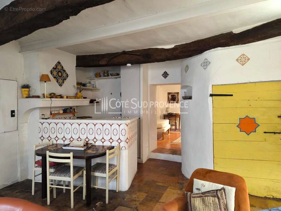 Maison de village vendue meublee a venasque - photo 10