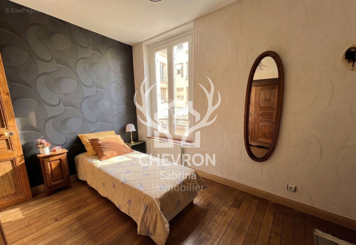 Appartement à CHARLEVILLE-MEZIERES