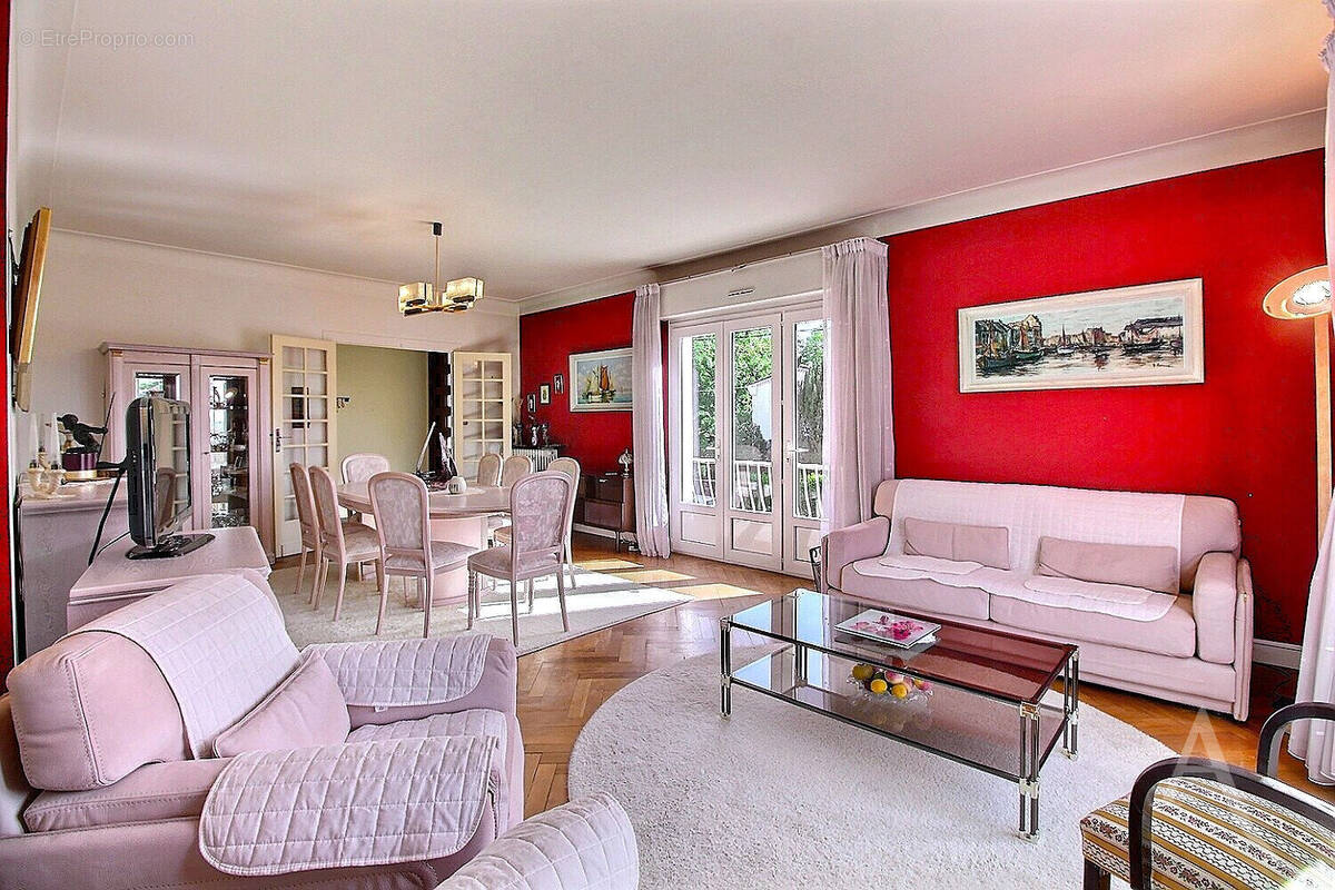 Maison à VILLENAVE-D'ORNON