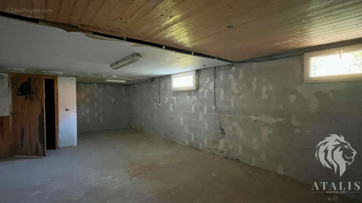 Maison à SAINT-JUST-DE-CLAIX