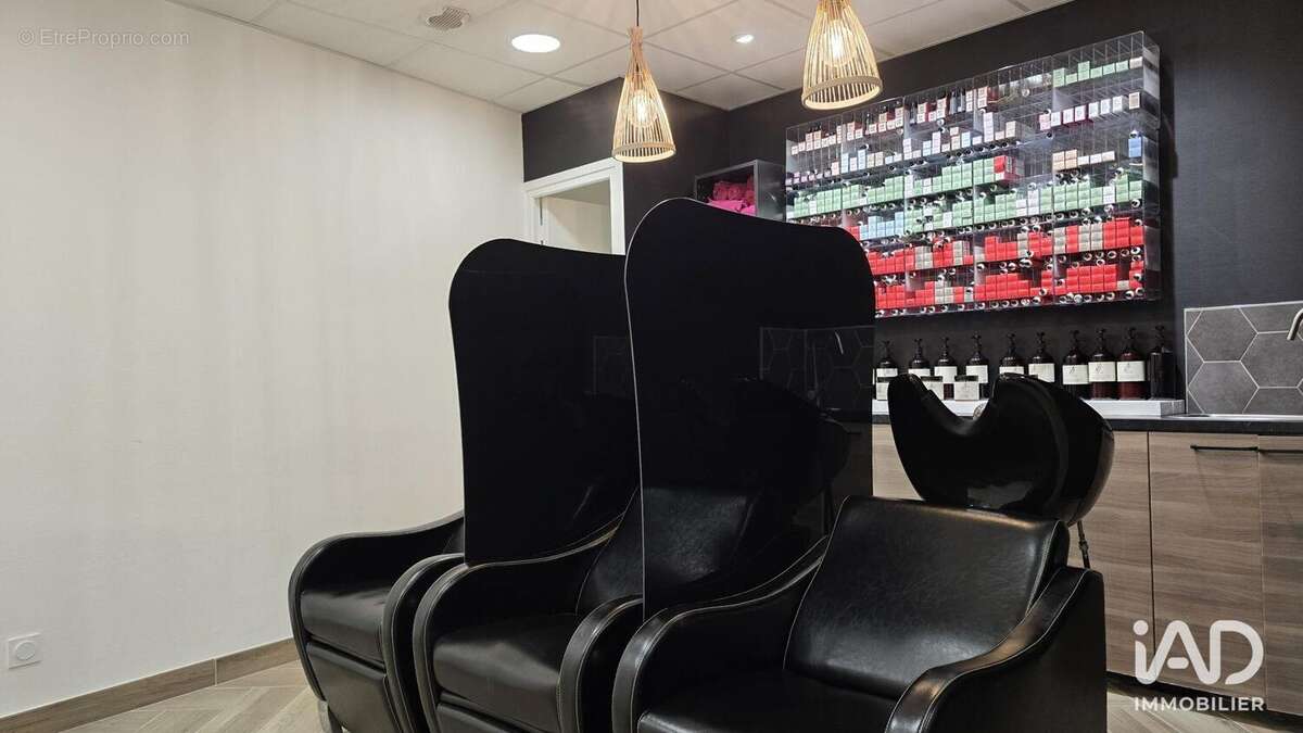 Photo 3 - Commerce à HEUDEBOUVILLE