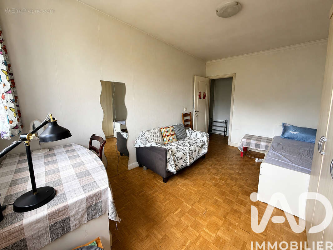 Photo 6 - Appartement à LE KREMLIN-BICETRE