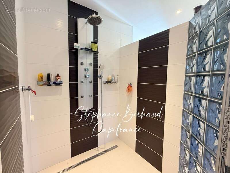 Maison à CHATEAUVIEUX