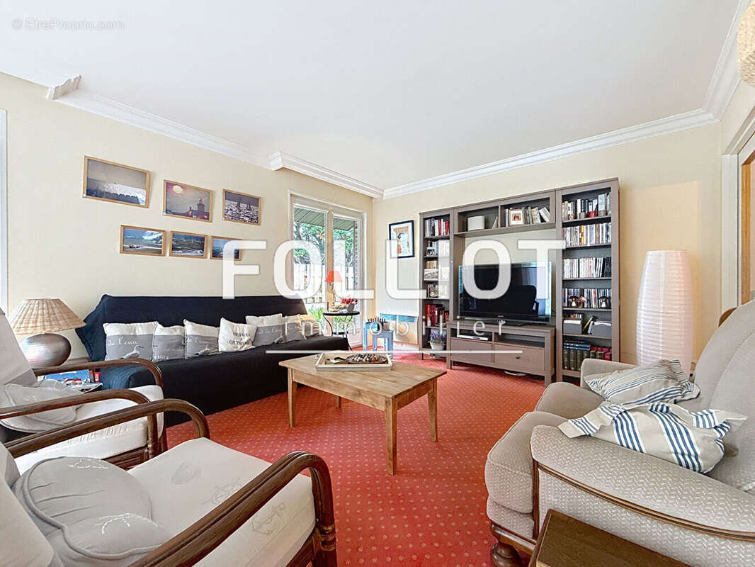 Maison à AGON-COUTAINVILLE