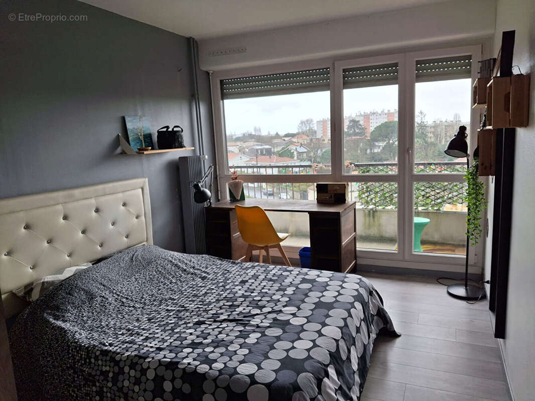 Appartement à TALENCE