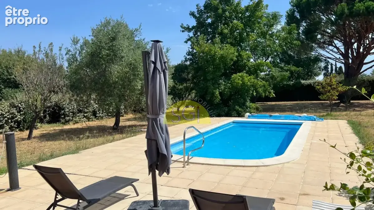 Belle propriété sur un parc arboré de 6 619 m² - photo 2
