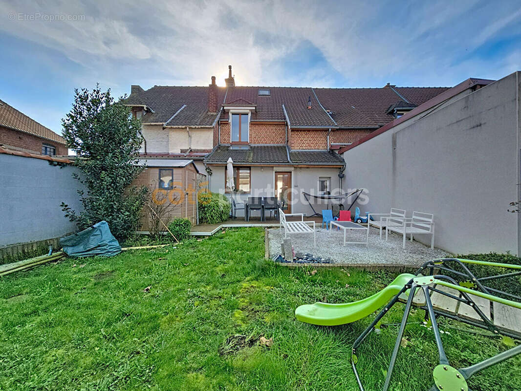 Maison à ARMENTIERES