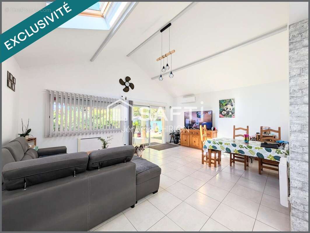 Photo 3 - Maison à SAINT-YZAN-DE-SOUDIAC