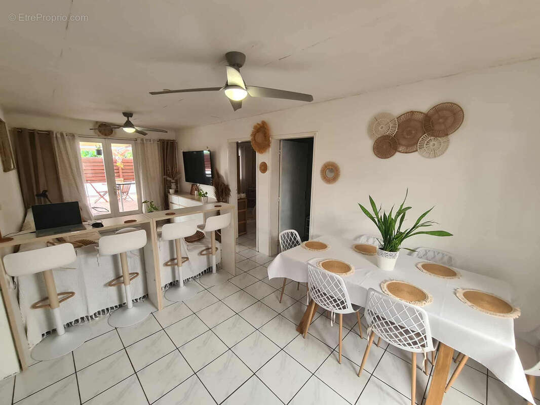 Maison à SAINT-PHILIPPE