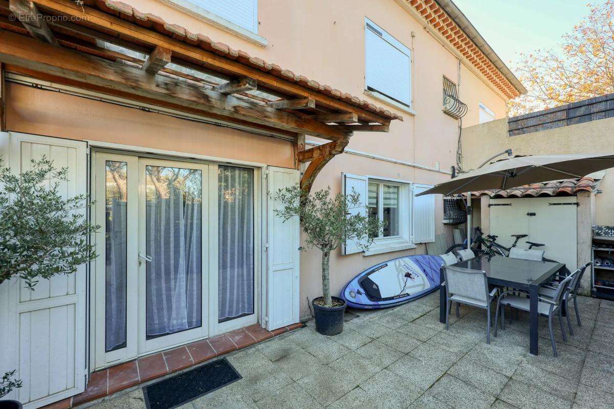 Appartement à HYERES