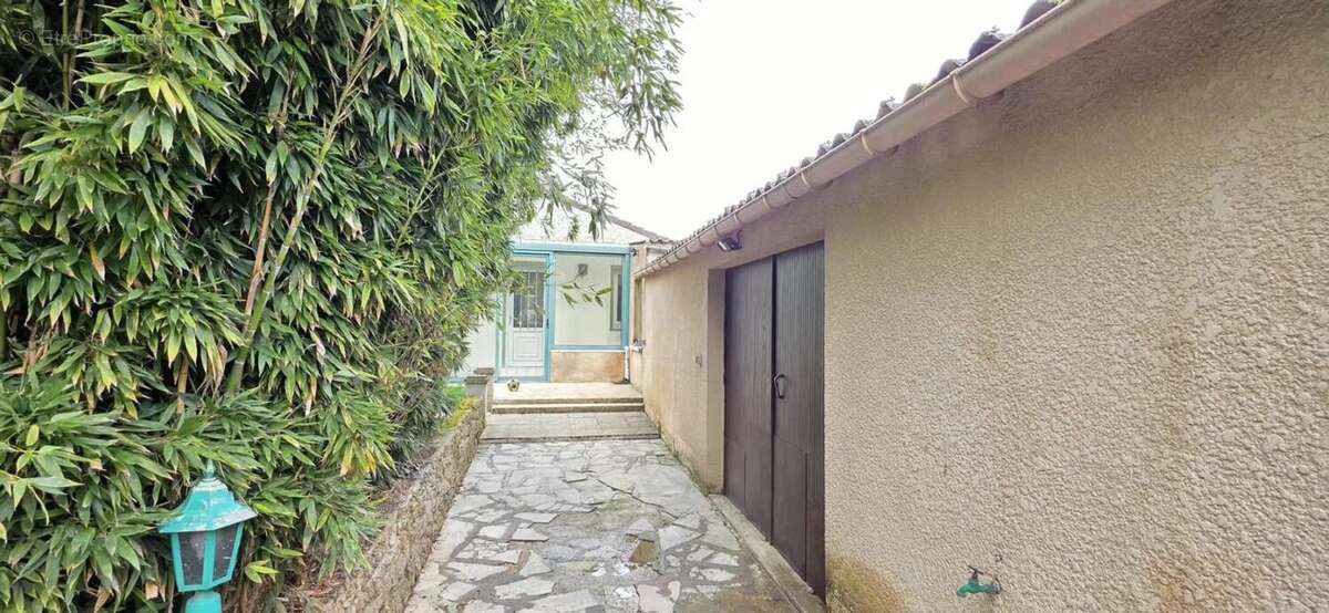 Maison à GRANDFRESNOY