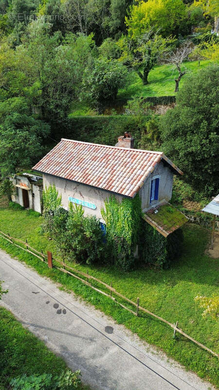 Maison à SAINT-FORTUNAT-SUR-EYRIEUX