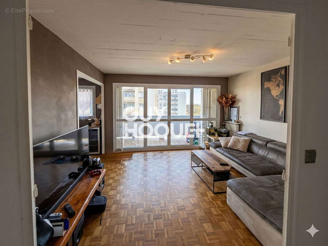 Appartement à OULLINS