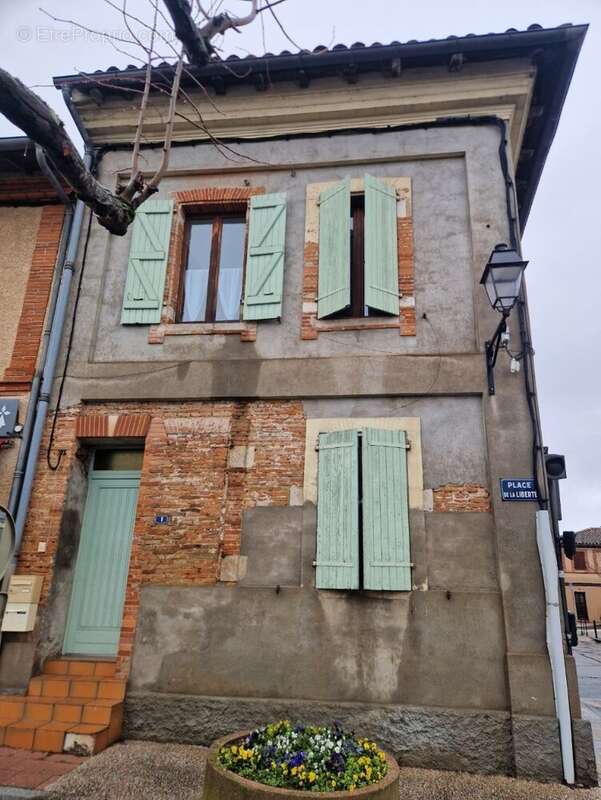 Maison à FONTENILLES