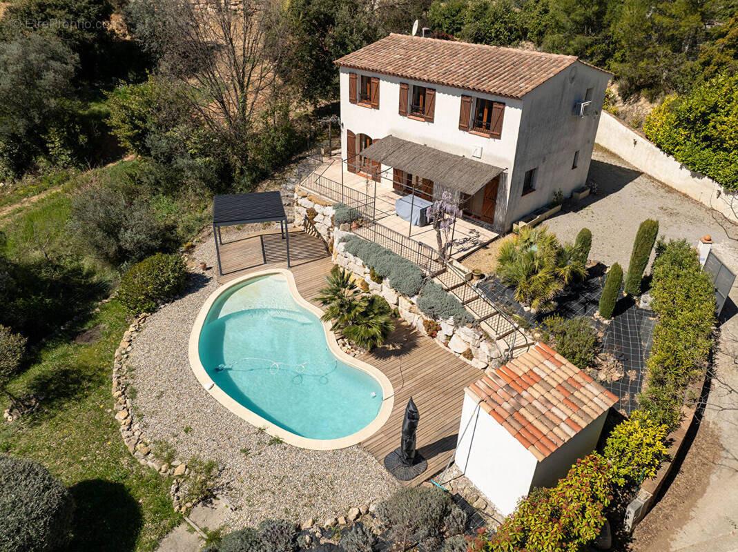 Maison à LORGUES