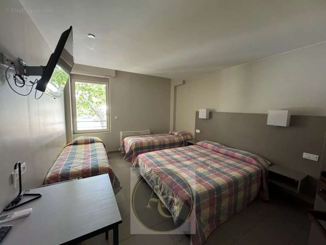 Commerce à CASTELNAUDARY