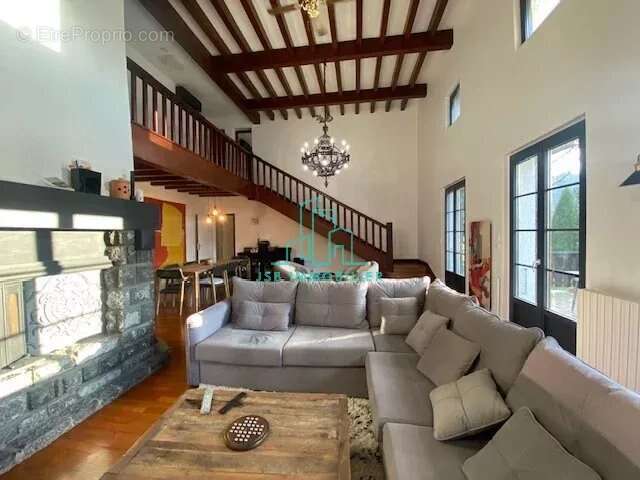 Maison à LA ROCHETTE