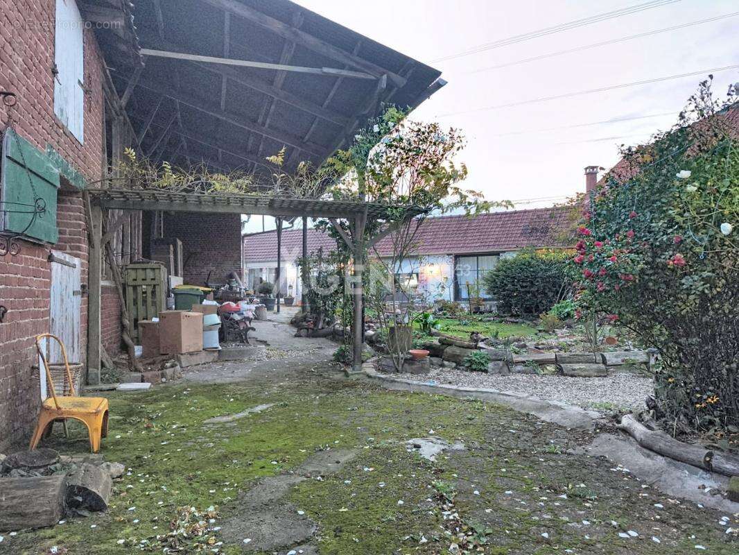 Maison à AUCHY-AU-BOIS