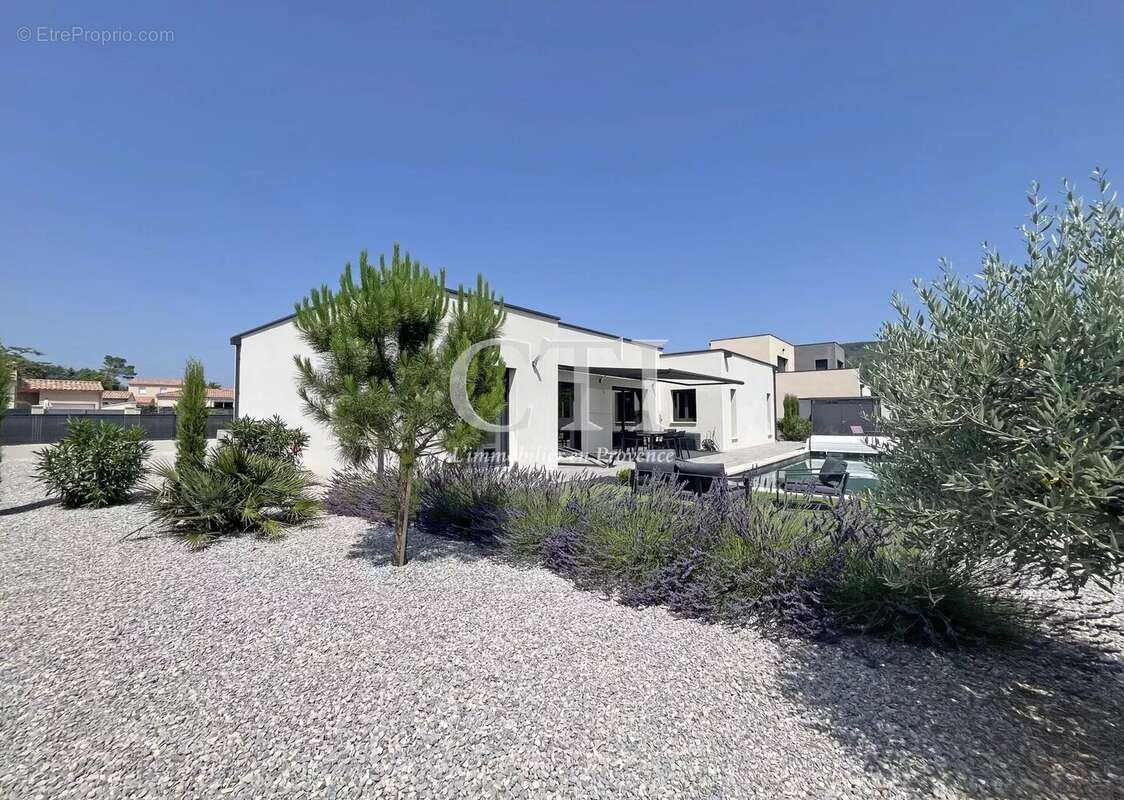 Maison à VAISON-LA-ROMAINE