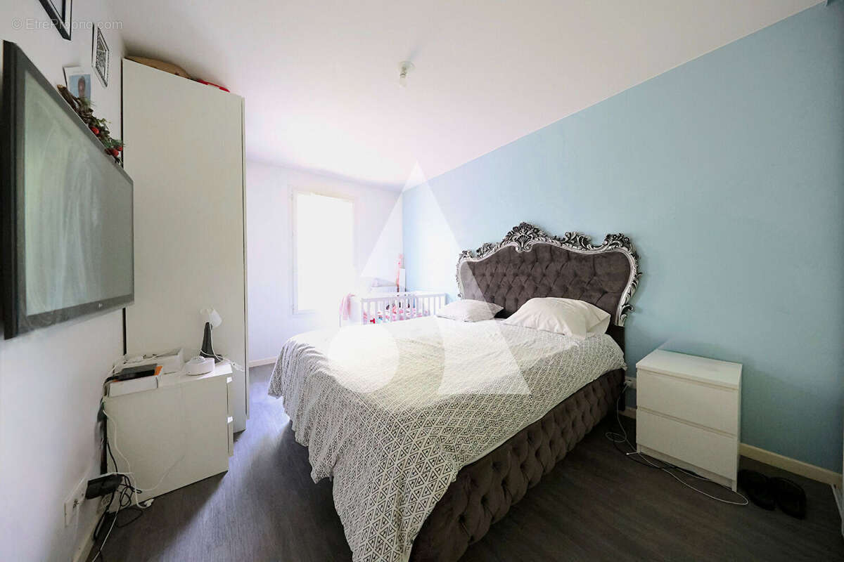 Appartement à CORBEIL-ESSONNES