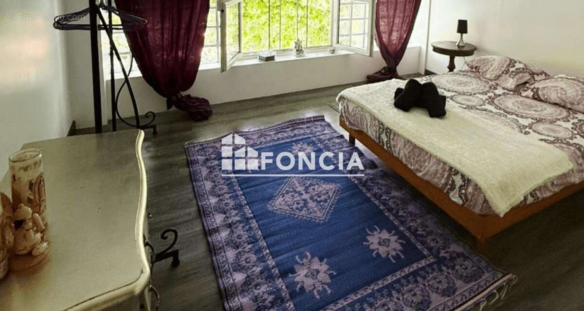 Appartement à COGOLIN