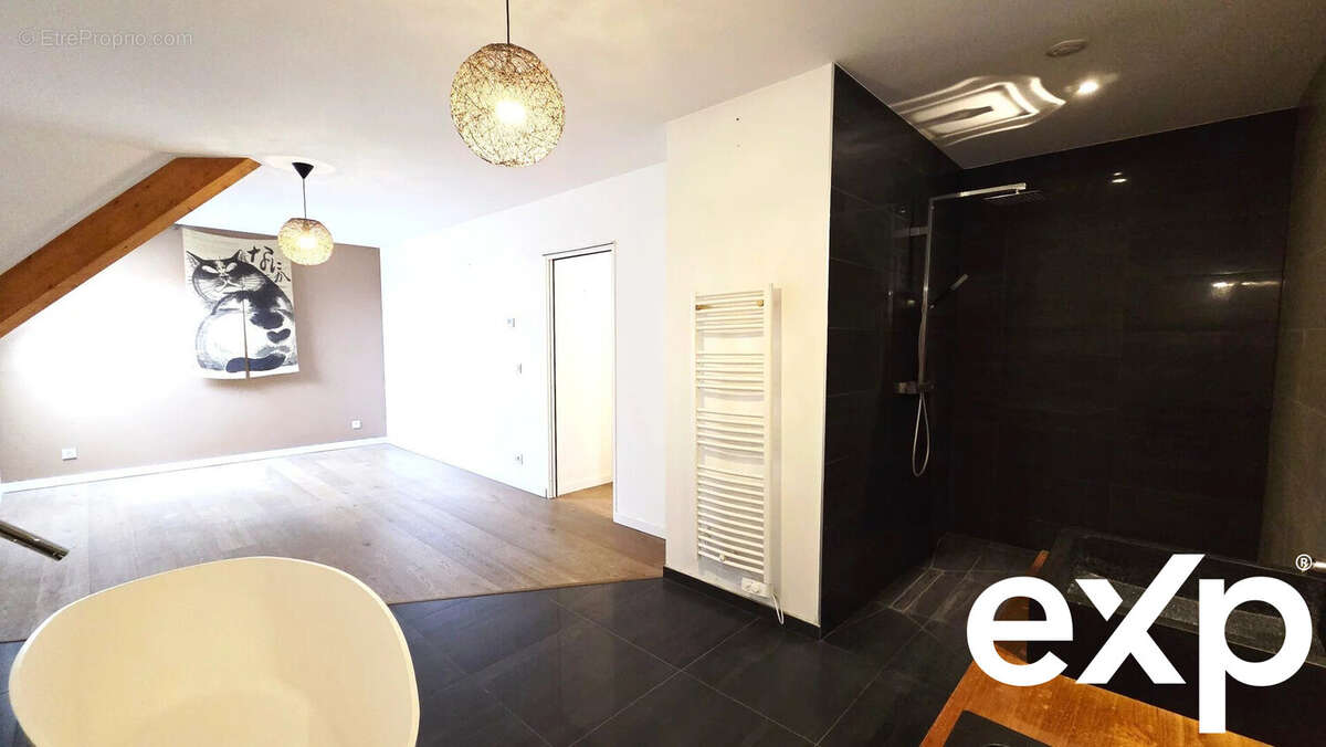 Appartement à ARTHAZ-PONT-NOTRE-DAME