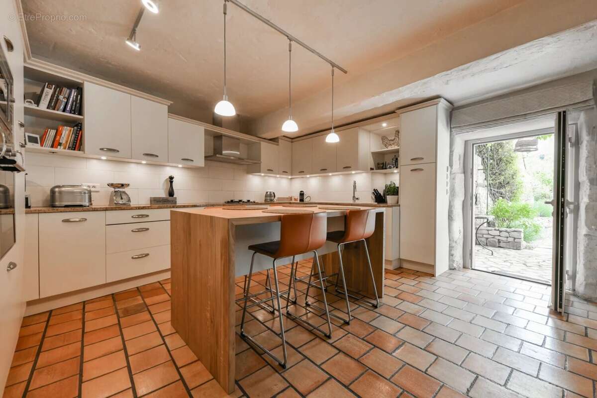 Maison à UZES