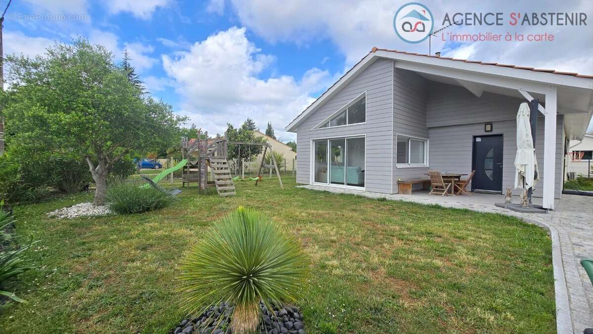 Maison à SAINT-MEDARD-EN-JALLES